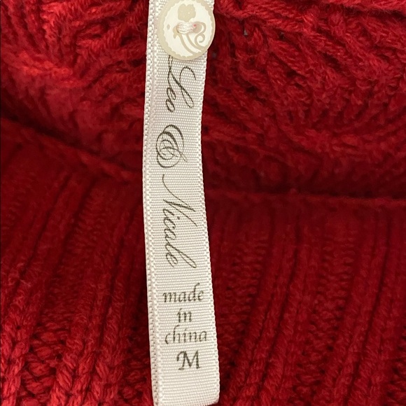 Leo & Nicole Red Cowl Neck Sweater - Picture 2 of 7
